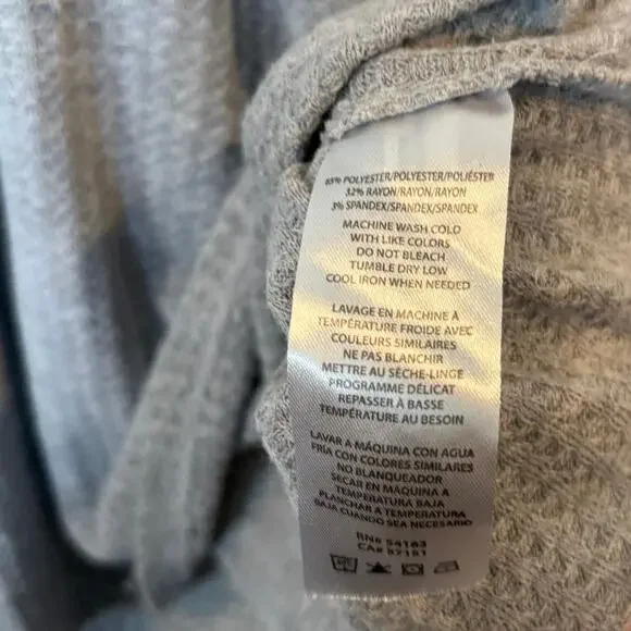 Calvin Klein Gray Waffle Knit Tee Size Large - Picture 6 of 6